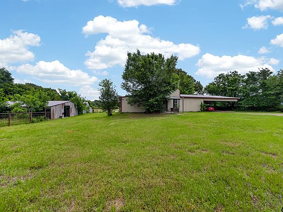 3rd image of 147 County Road 2378