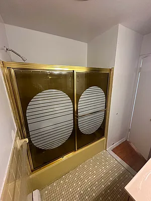 Rented by Concrete Jungle Realty | media 5