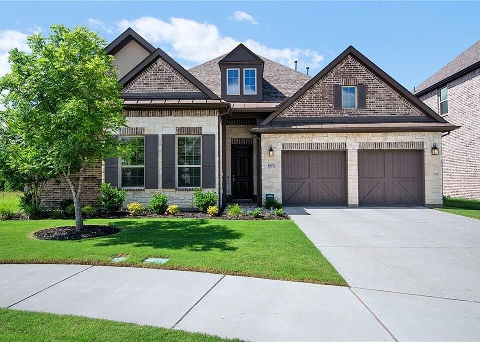 1st image of 1052 Mondamin Dr