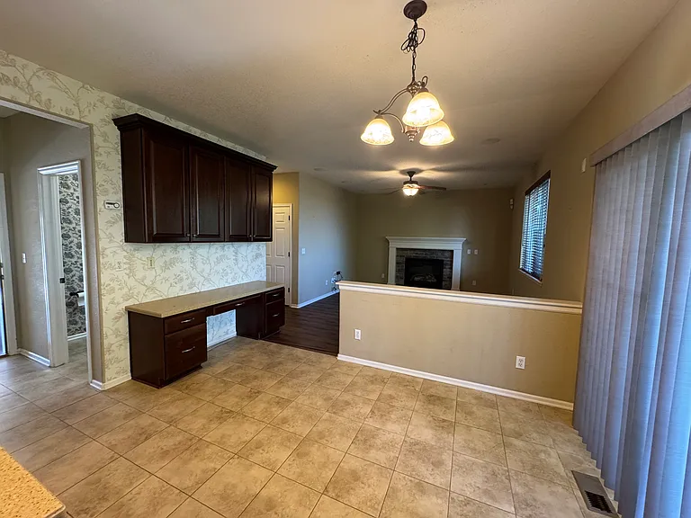 24623 E Hoover Pl — Photo 6