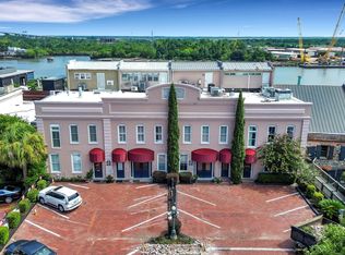 212 W Bay St, Savannah, GA 31401