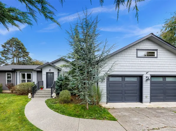 211 Garden of Eden Road, Sedro Woolley, WA 98284