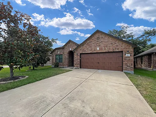 2107 Outpost Dr Photo 1