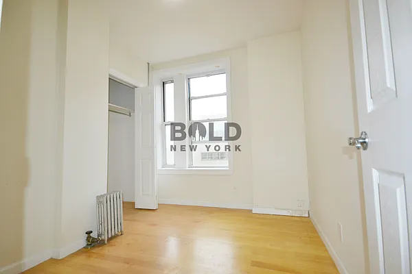 Rented by Bold New York | media 30