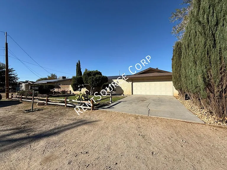 4827 W Avenue L6 — Photo 4