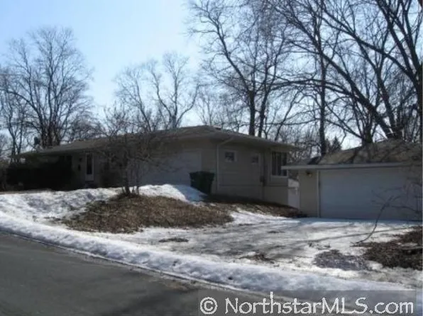 7601 Winsdale St, Golden Valley, MN 55427