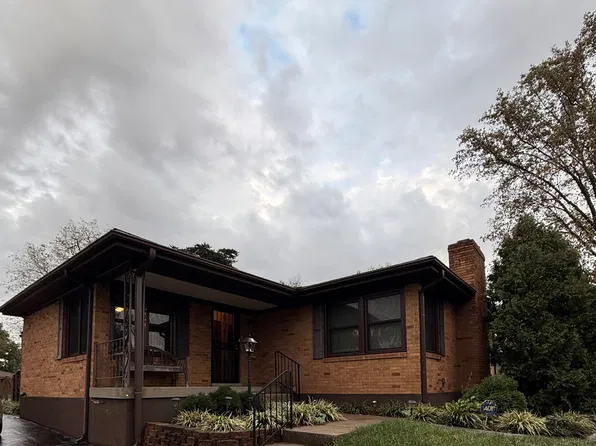 6141 Overhill Dr, Louisville, KY 40229