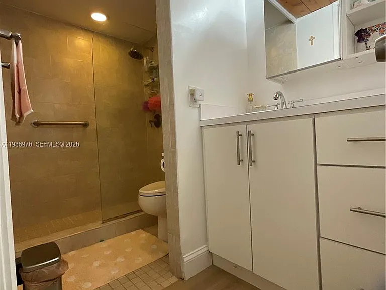 820 NW 87th Ave #114 — Photo 4