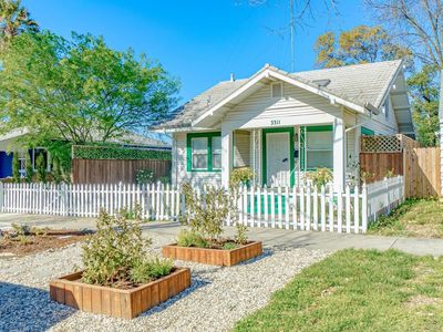 3311 V St, Sacramento, CA, 95817