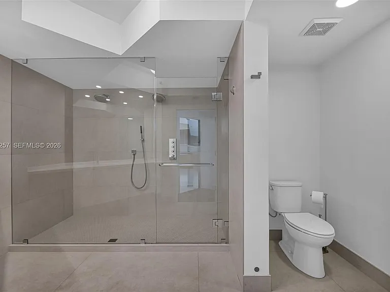 10 Venetian Way #404 — Photo 14