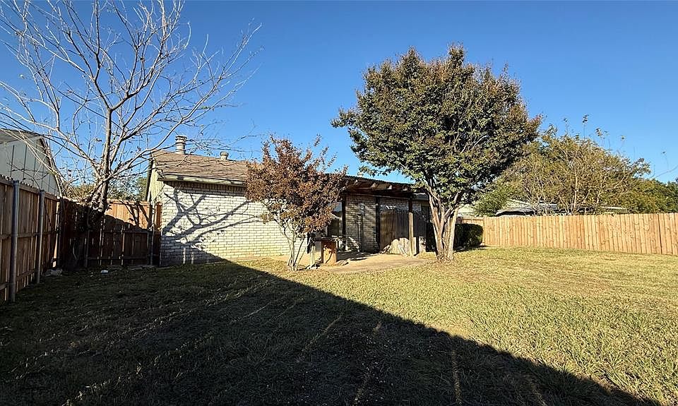 1st image of 5620 Pearce St #5620