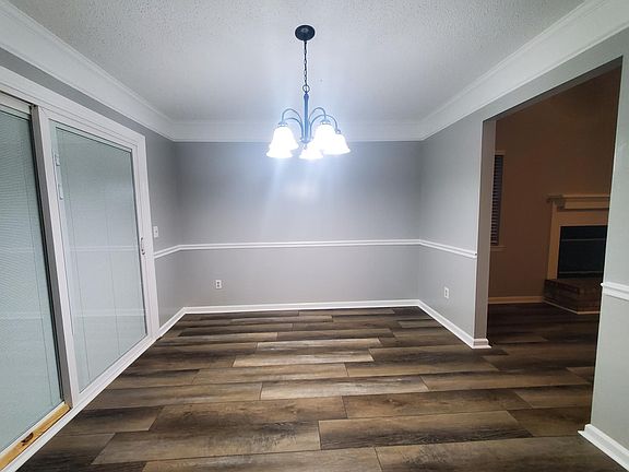 Formal dining room