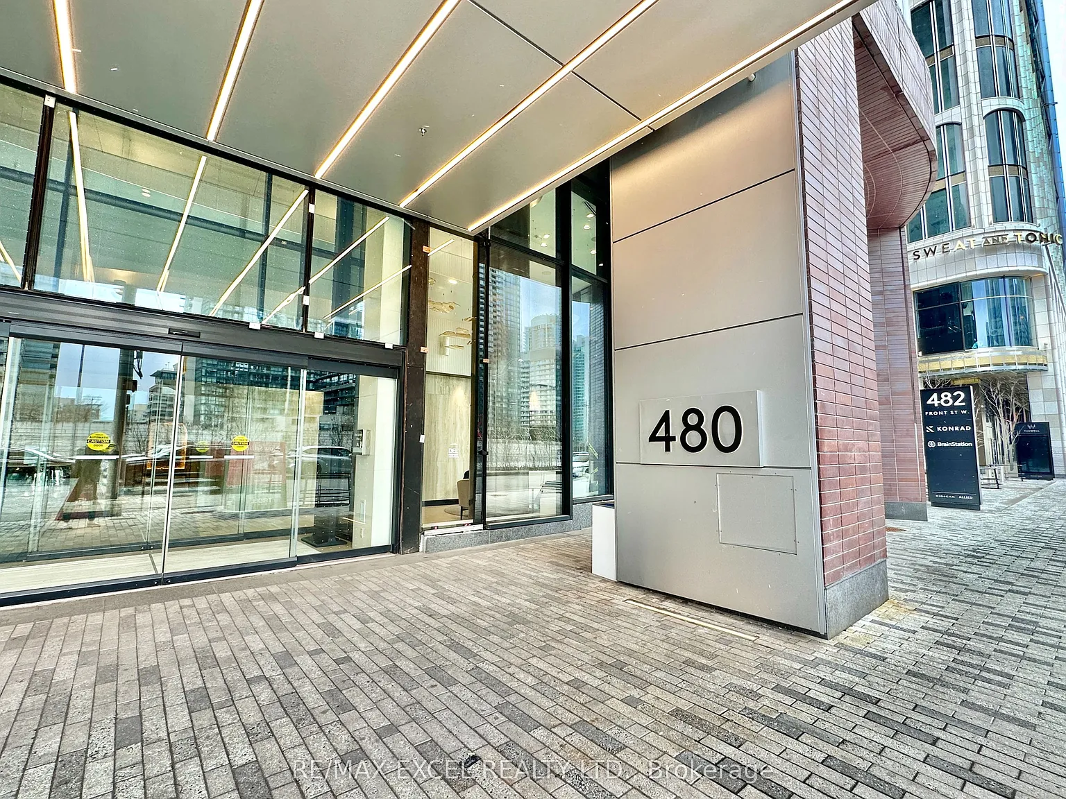 2 bed, $4,000 — Photo 2