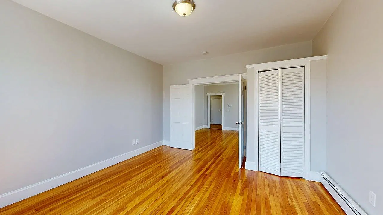 2 bed, 800 sqft, $2,495 — Photo 3