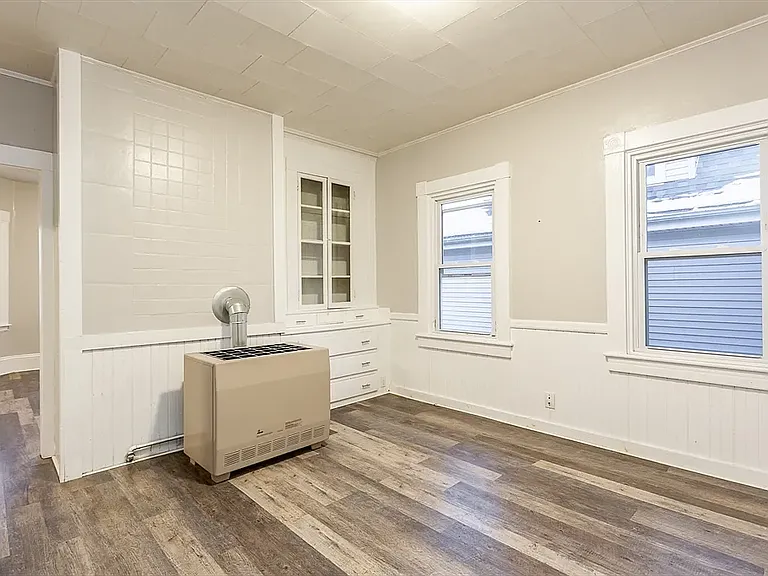 18 Studley St #2 — Photo 3