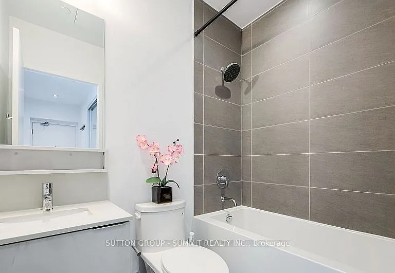 5 Buttermill Ave #803 — Photo 10