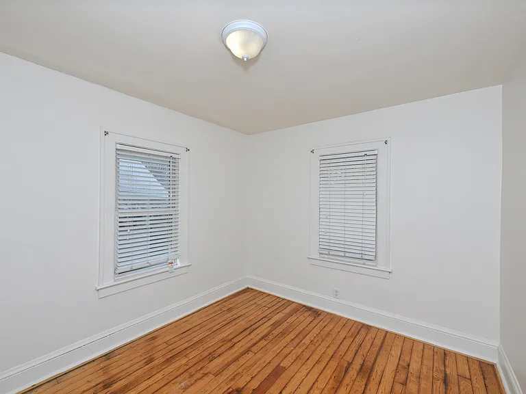848 Fess Ave — Photo 9