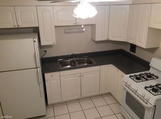 4659 Dobson St, Skokie, IL 60076