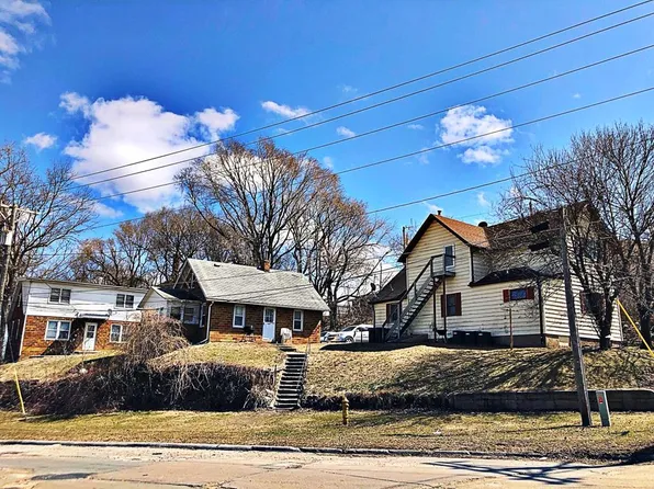 121-123 N 3rd St #&-315, Fort Dodge, IA 50501