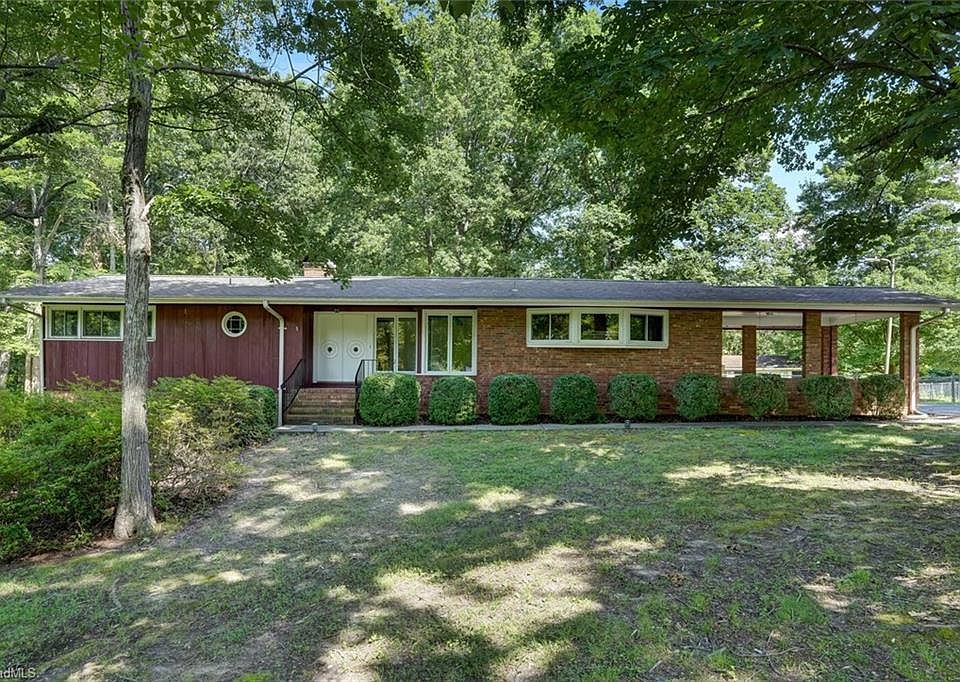 1st image of 2203 Belmont Dr