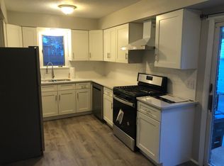 9917 Biddulph Rd, Brooklyn, OH 44144