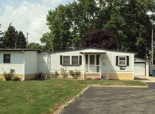 706 W Park St, Thomasboro, IL 61878