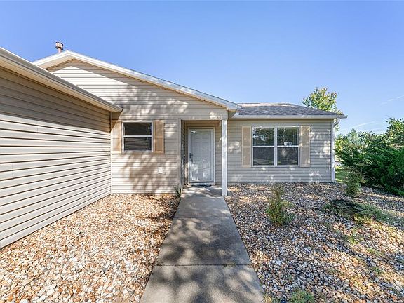 4th image of 1637 Bluffton Rd