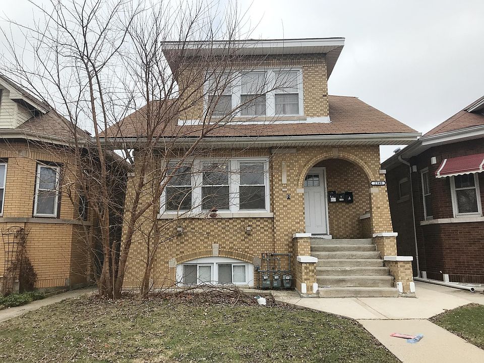 1st image of 2940 N Kostner Ave #1