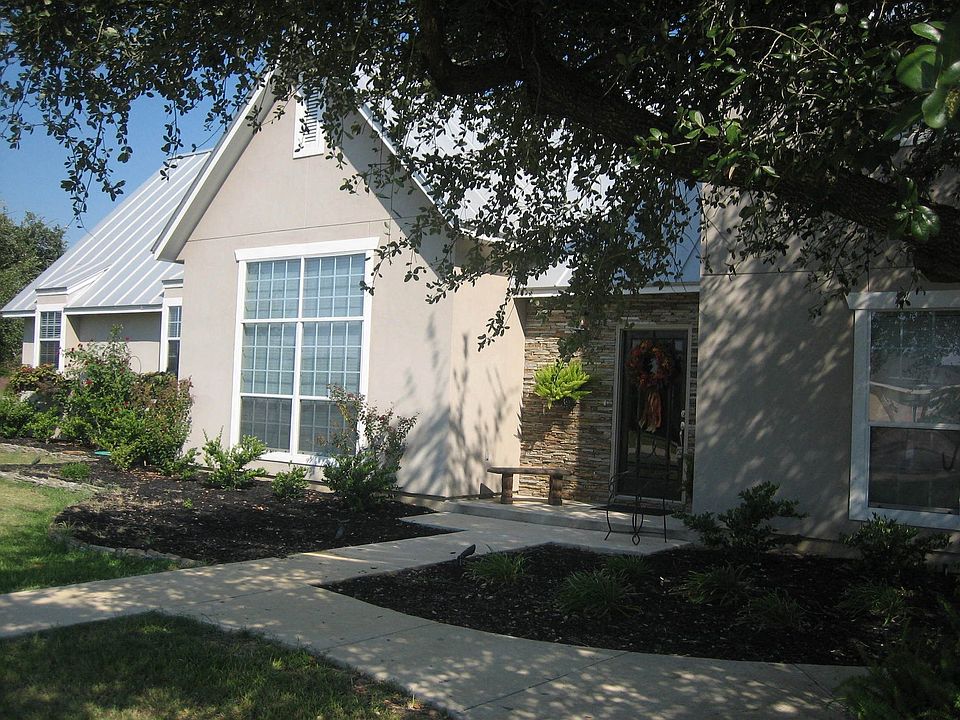 1st image of 1722 Parkview