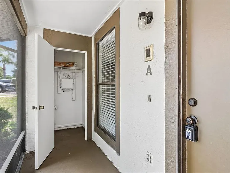2945 Grovewood Blvd #A — Photo 7
