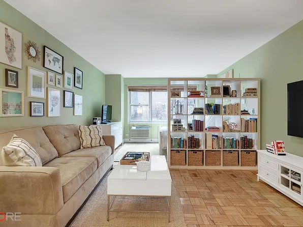 14 Horatio St APT 3K, New York, NY 10014