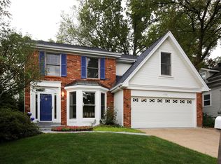 11928 Bedford Dr, Saint Louis, MO 63131