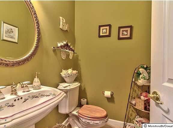 5th image of 198 Enclave Blvd