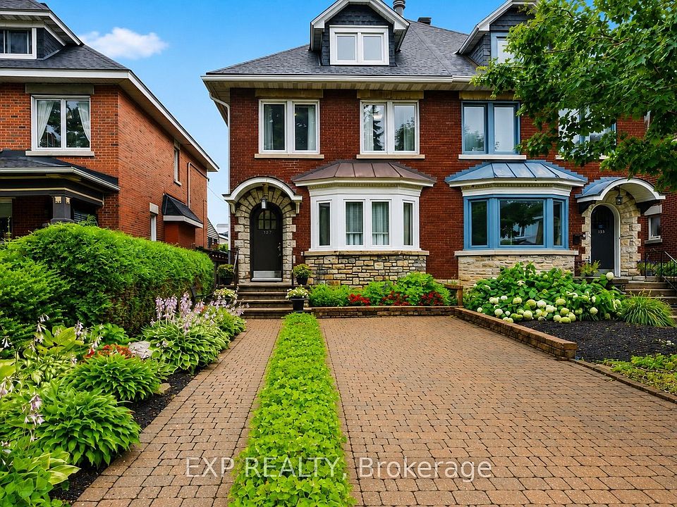 1st image of 167 Bayswater Ave