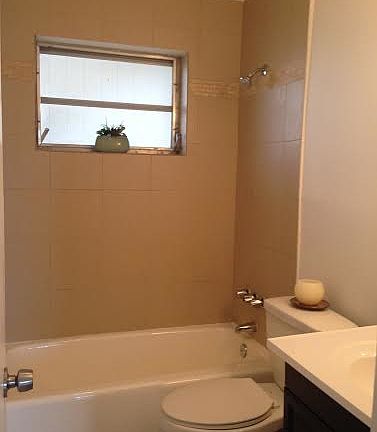 4th image of 4891 NE 13th Ave