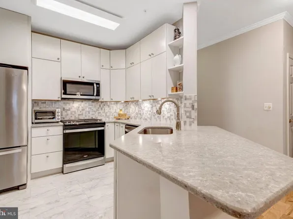 4310 Cannon Ridge Ct #75, Fairfax, VA 22033