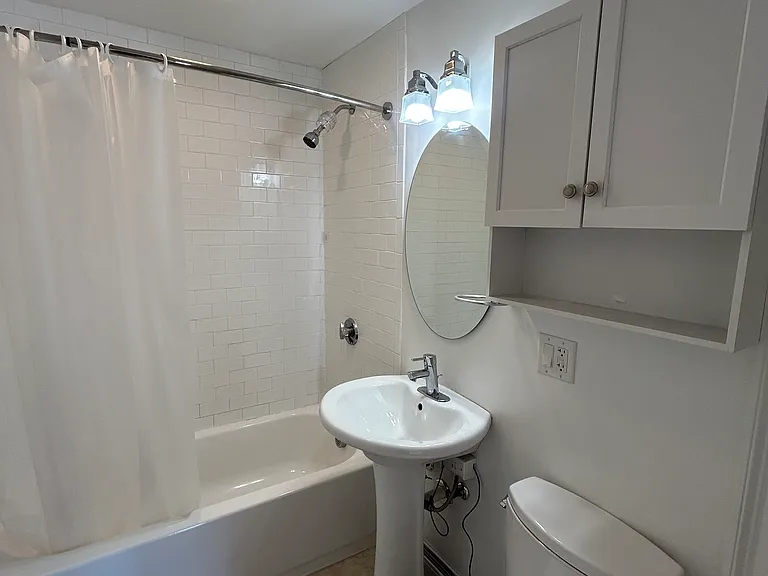 133 Summer St #17 — Photo 17