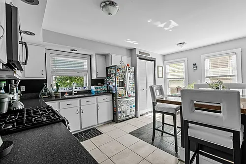 21 Slocum St #2 Photo 1