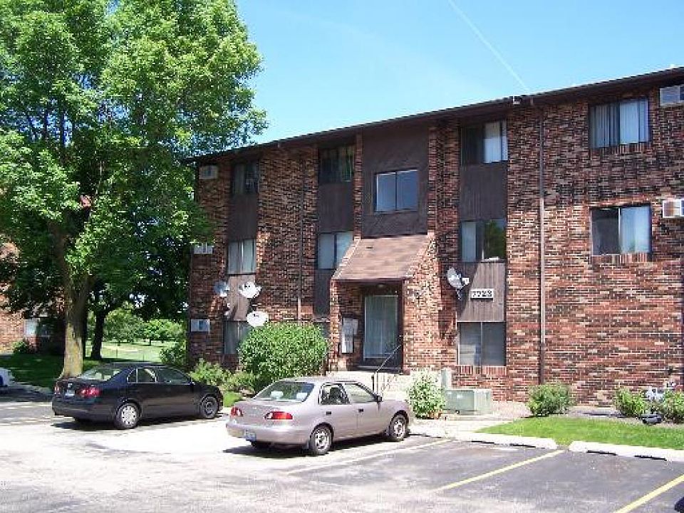 1st image of 7723 Woodward Ave