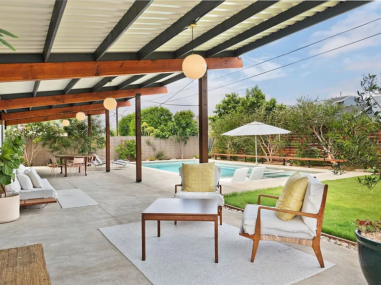 14511 Clarissa Ln — Photo 2