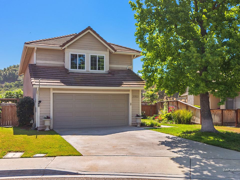 1st image of 2352 Briarwood Pl