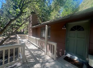 2236 Spring Oak Dr, Running Springs, CA 92382