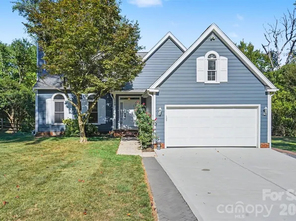 8710 Twin Trail Dr, Huntersville, NC 28078