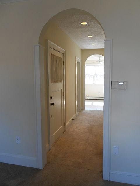 Apt Entry Hall
