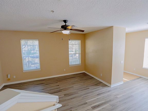 4th image of 10314 Lake District Lane #10 B
