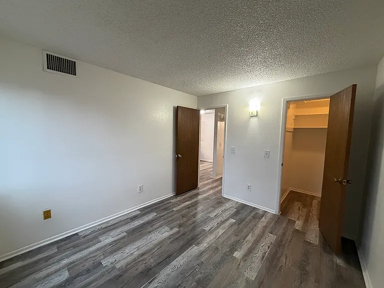 6625 E Golf Links Rd #2 — Photo 10