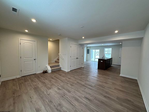 3rd image of 750 Mulligan Ct