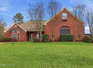 105 Oak Meadow Dr, Clinton, MS 39056