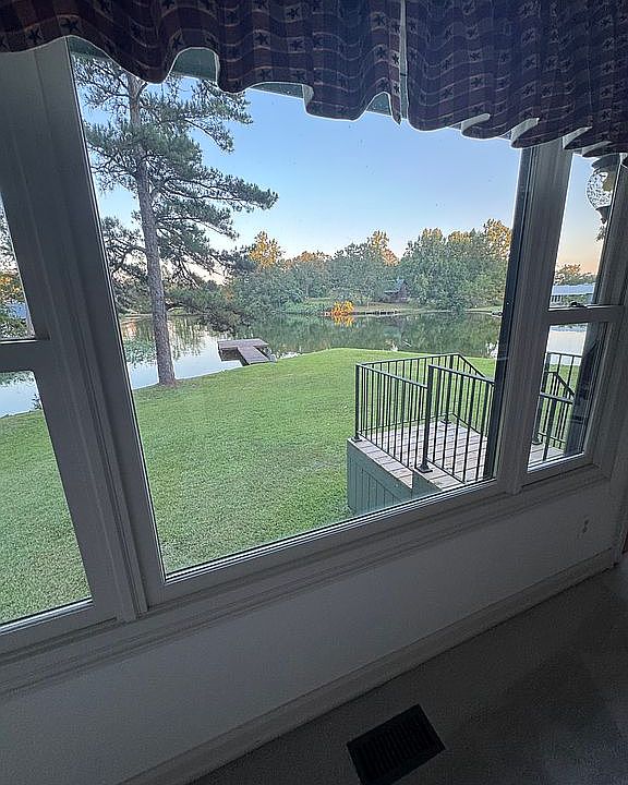 1st image of 312 Lee Road 847