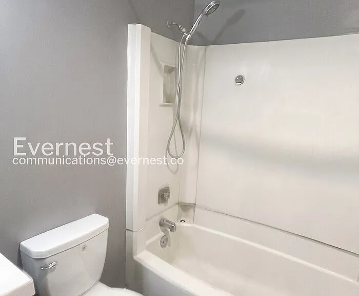 9 Meredith Ct #6 — Photo 9